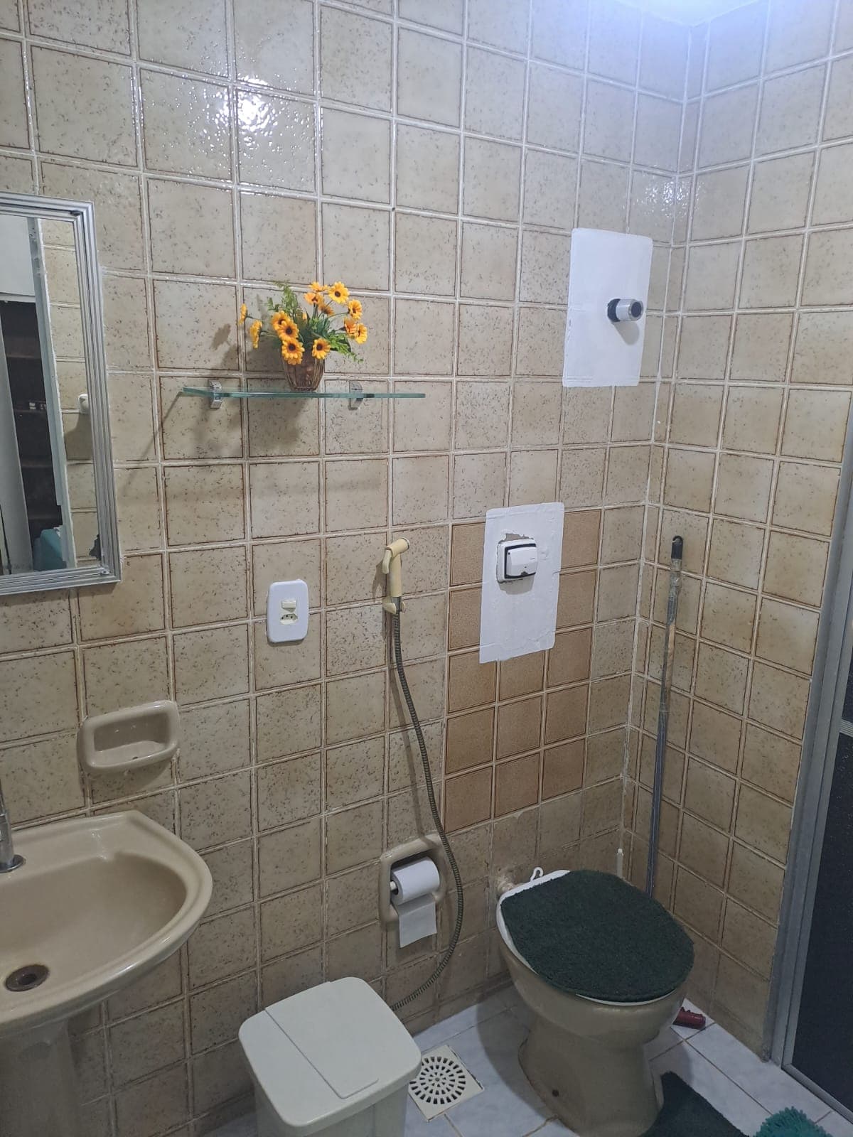 Prox. HGF e RIOMAR Aluguel Quarto Suíte Rever Indiv Mobiliado - 7