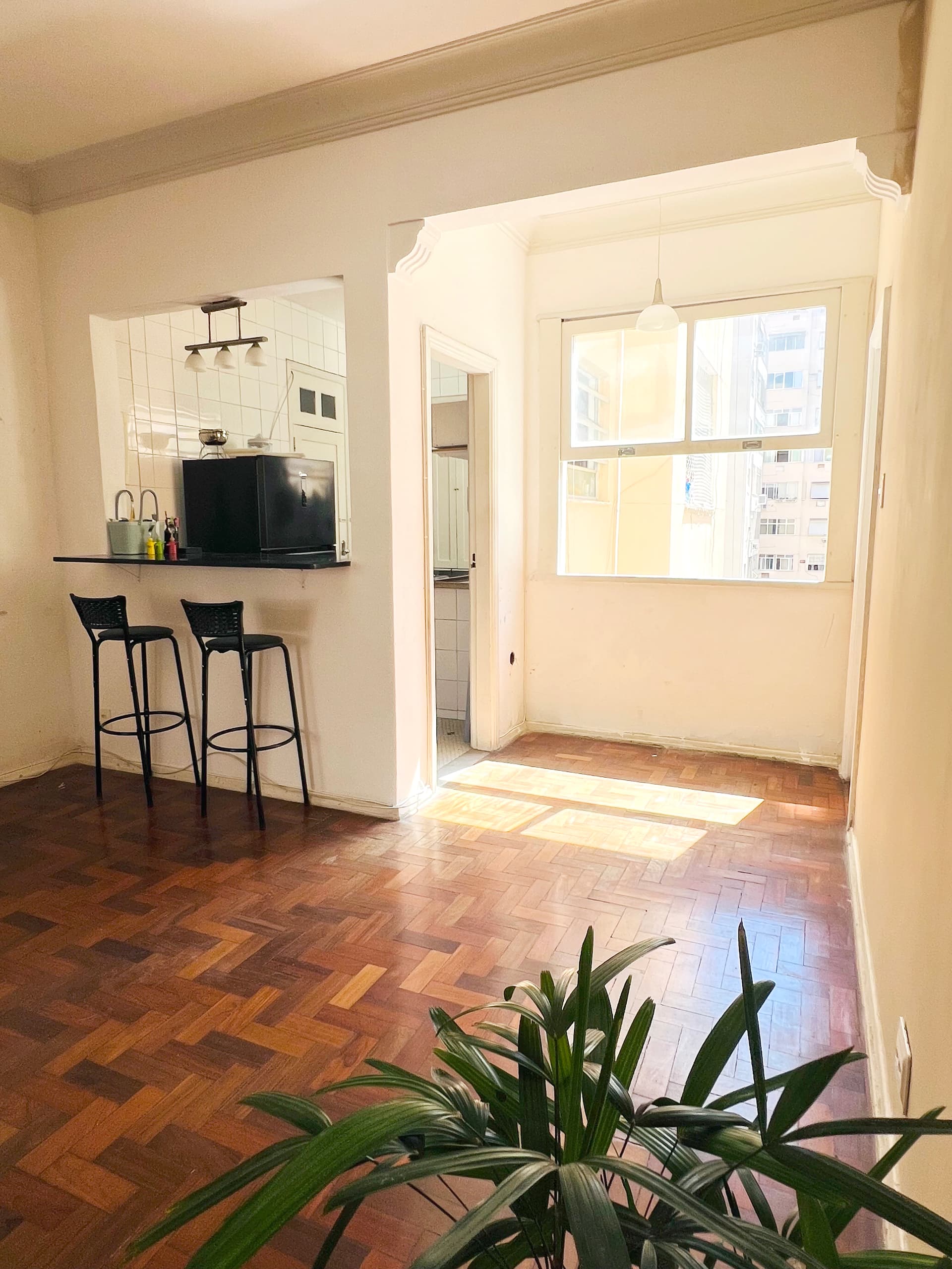 Suíte praiana em apê compartilhado no Arpoador! - 9