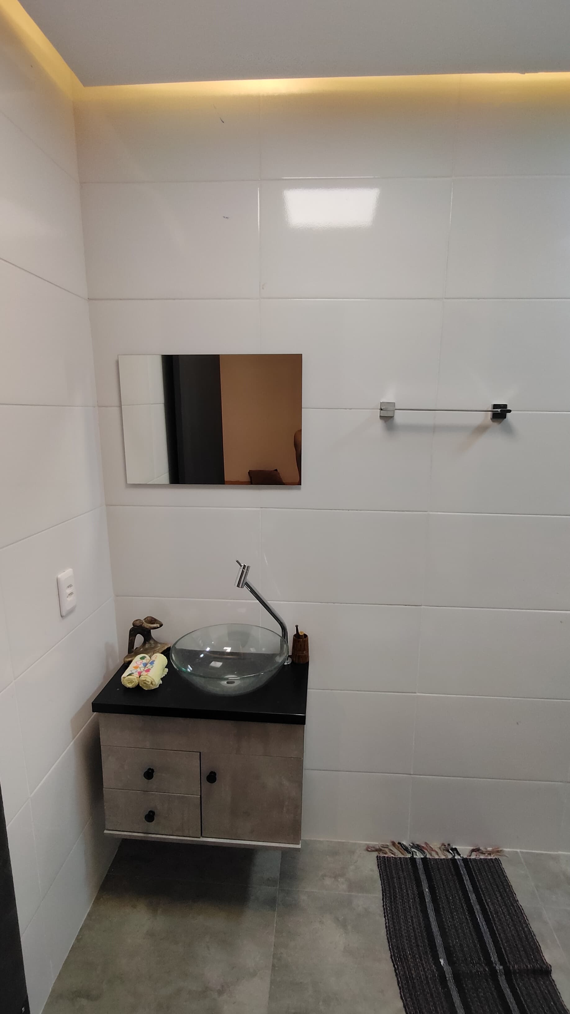 Suíte em apartamento com arte no lugar mais bem-localizado e funcional da Tijuca - 9