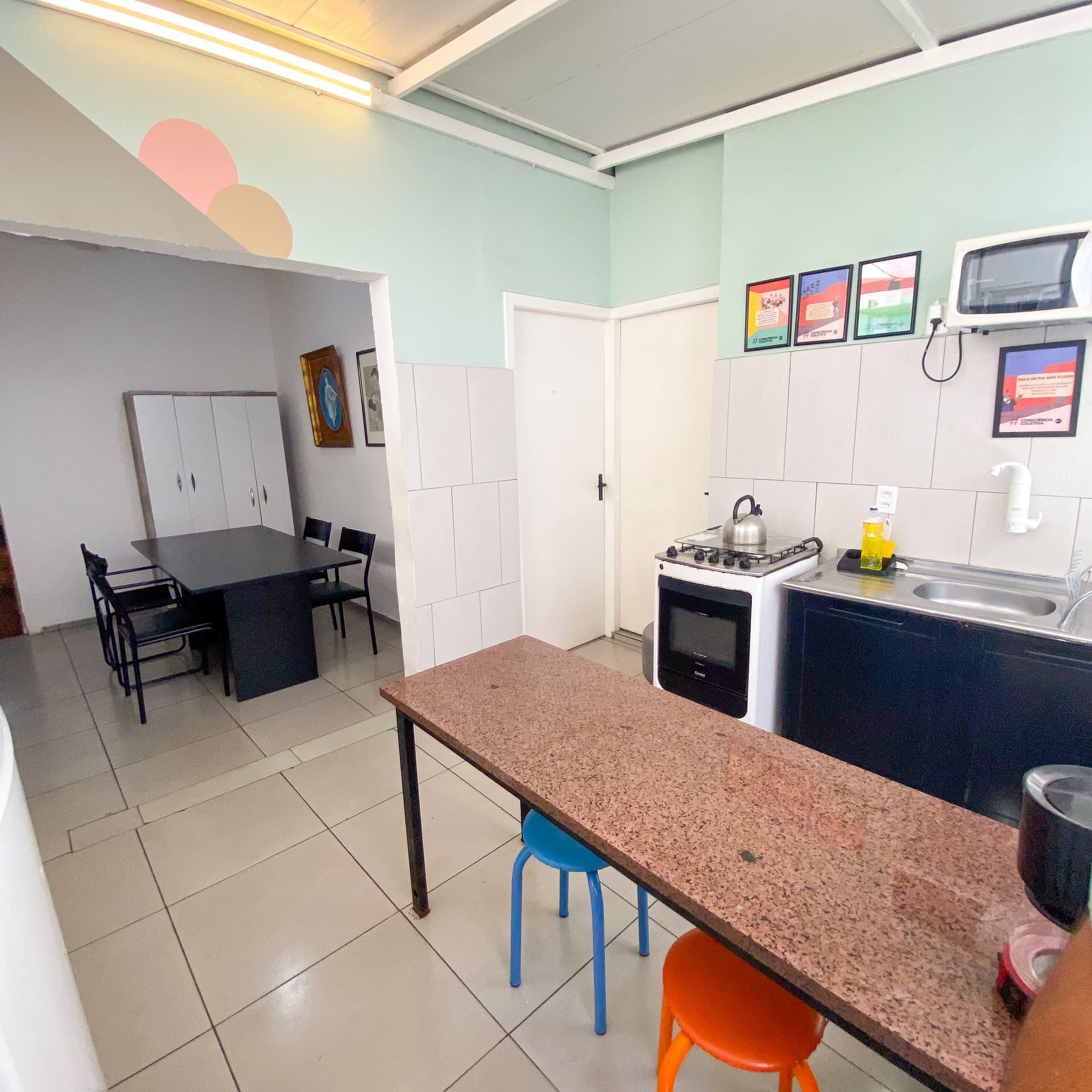 QUARTO NO CENTRO HISTÓRICO DE PORTO ALEGRE - 7