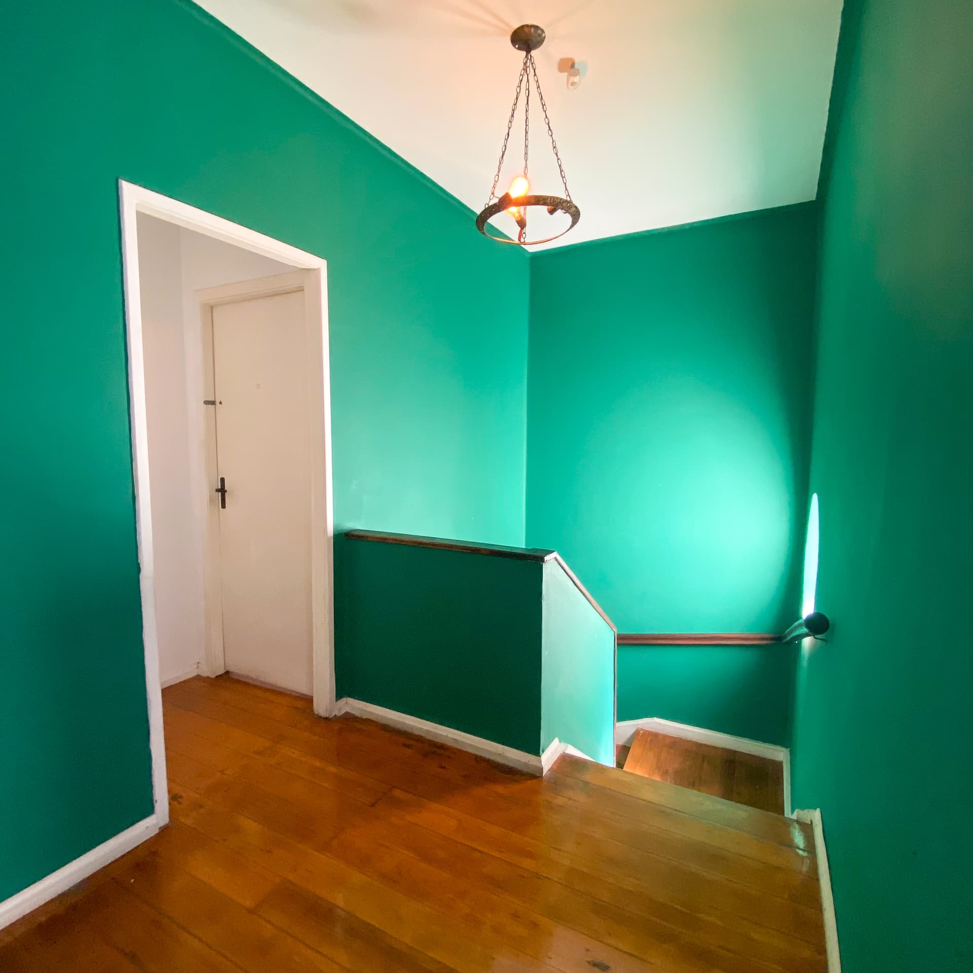 QUARTO NO CENTRO HISTÓRICO DE PORTO ALEGRE - 8