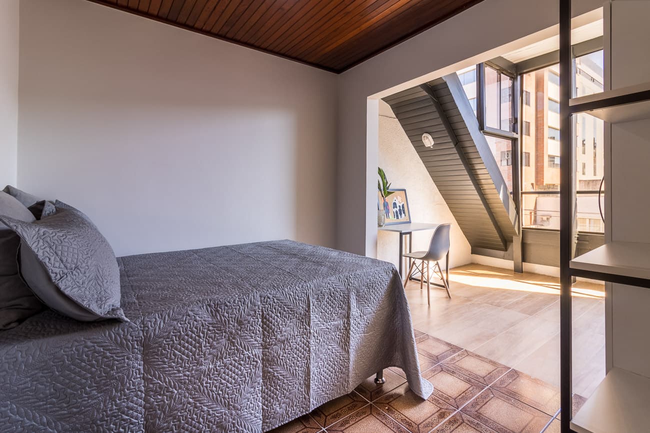 QUARTO COM VISTA NO BOM FIM - PORTO ALEGRE - 2