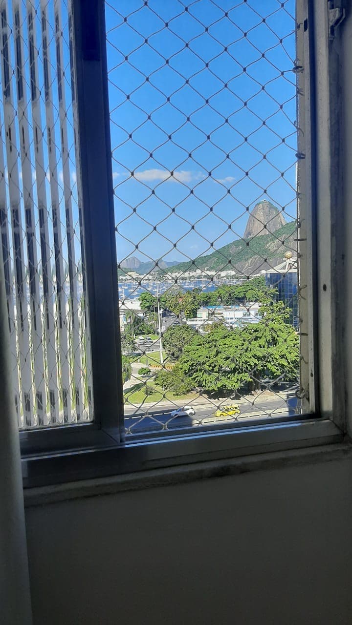 Quarto com banheiro privativo na Praia de Botafogo - 4