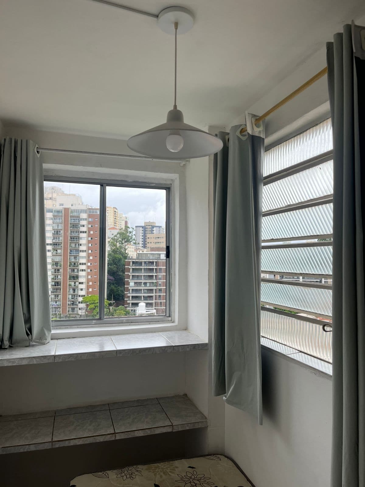 Quarto individual no Sumaré - 2