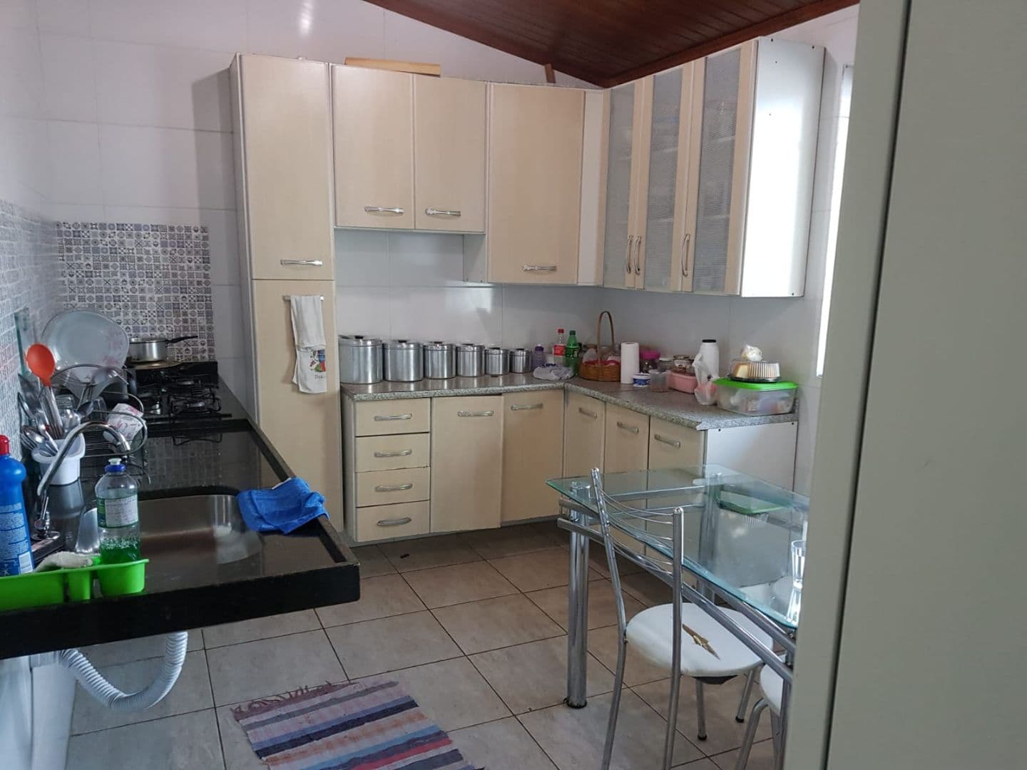 Alugo Quartos em Minha Casa - 2